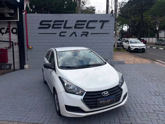 HYUNDAI HB20 1.0 COMFORT PLUS 12V FLEX 4P MANUAL HYUNDAI HB20 1.0 COMFORT PLUS 12V FLEX 4P MANUAL
